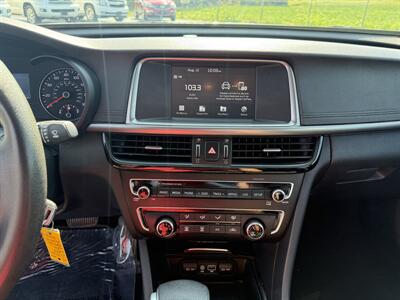 2018 Kia Optima LX   - Photo 11 - Cahokia, IL 62206