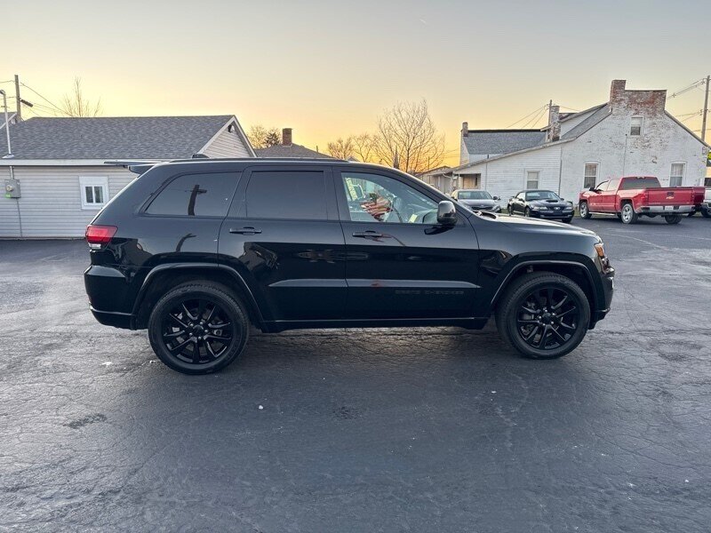 2019 Jeep Grand Cherokee Laredo - Photo 8 - Millstadt, IL 62260