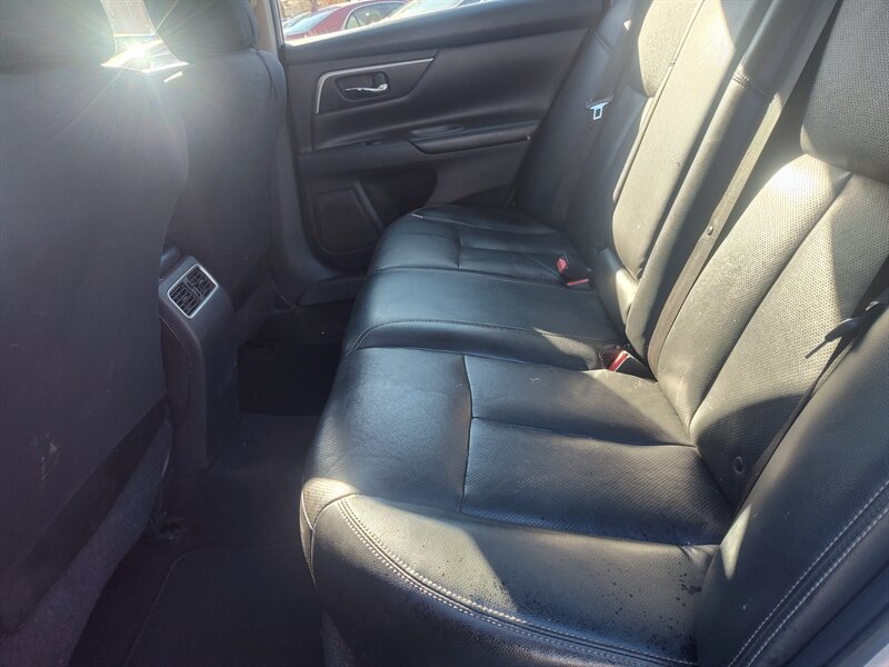 2018 Nissan Altima 2.5 S - Photo 9 - Freeburg, IL 62243