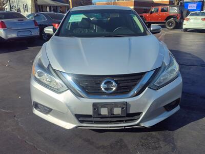 2018 Nissan Altima 2.5 S - Photo 4 - Freeburg, IL 62243