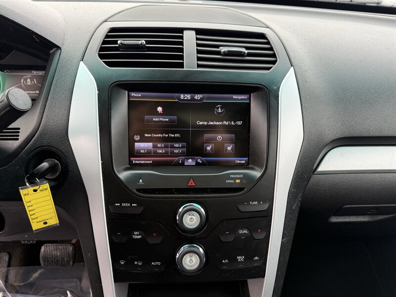 2014 Ford Explorer XLT - Photo 14 - Cahokia, IL 62206