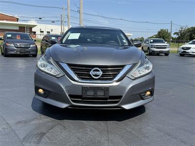 2017 Nissan Altima 2.5   - Photo 2 - Cahokia, IL 62206