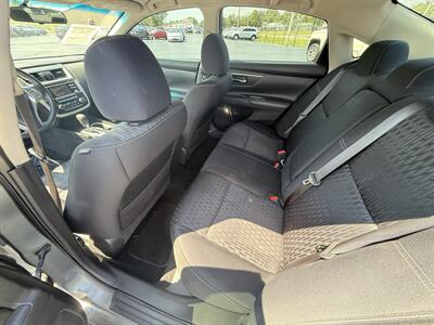 2017 Nissan Altima 2.5   - Photo 10 - Cahokia, IL 62206