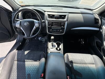 2017 Nissan Altima 2.5   - Photo 11 - Cahokia, IL 62206