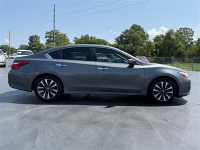 2017 Nissan Altima 2.5   - Photo 4 - Cahokia, IL 62206