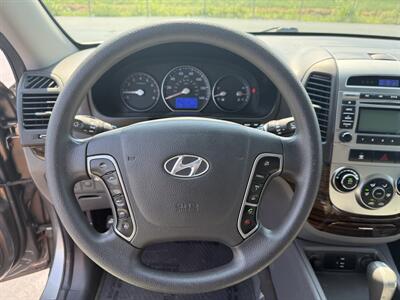 2011 Hyundai SANTA FE GLS   - Photo 10 - Cahokia, IL 62206