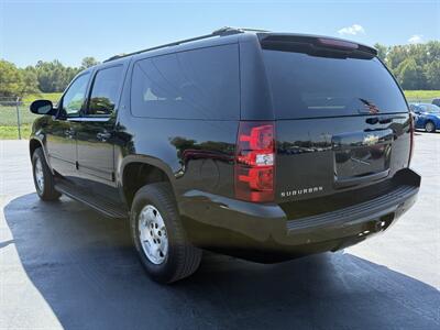 2010 Chevrolet Suburban LT   - Photo 5 - Cahokia, IL 62206