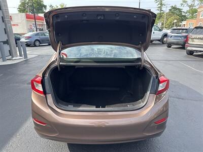 2019 Chevrolet Cruze LS   - Photo 10 - Millstadt, IL 62260