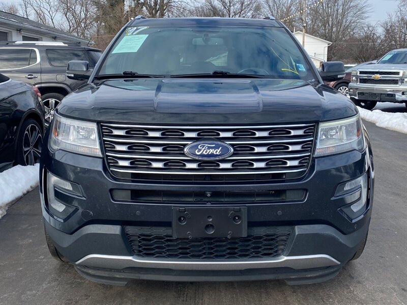 2017 Ford Explorer Limited   - Photo 1 - Belleville, IL 62226
