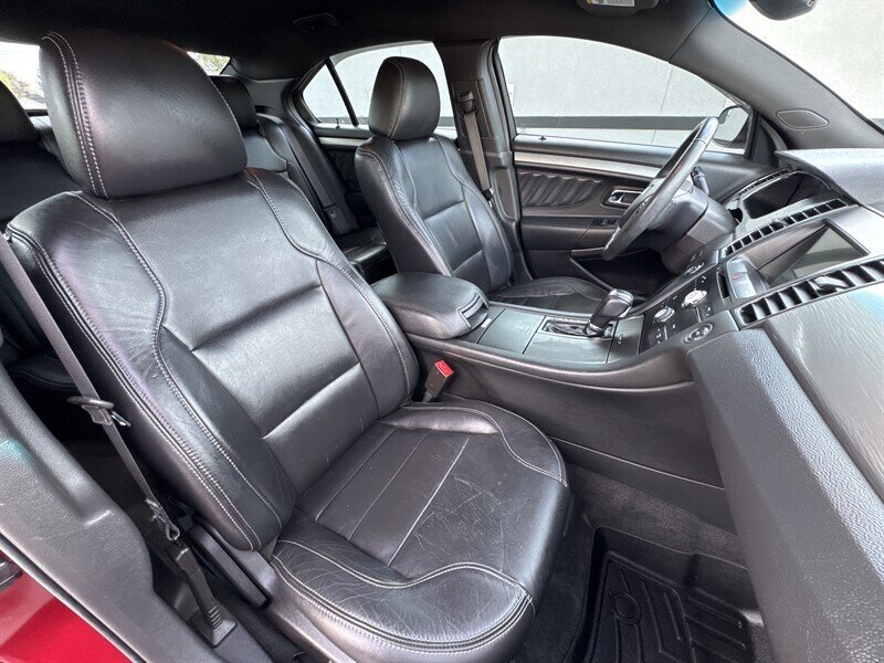 2016 Ford Taurus SEL - Photo 15 - Millstadt, IL 62260