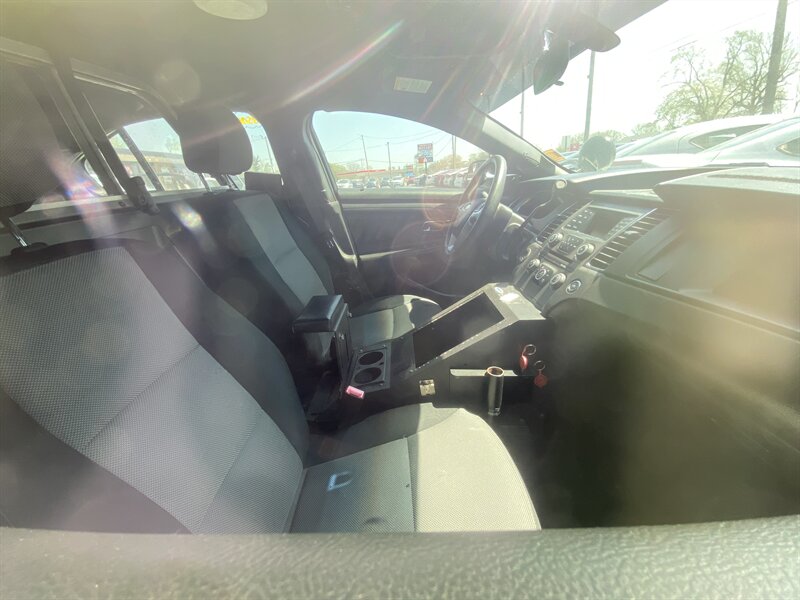 2014 Ford Taurus Police Interceptor - Photo 4 - Belleville, IL 62226