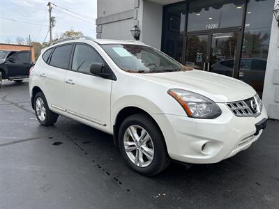2015 Nissan Rogue Select S   - Photo 2 - Fairview Heights, IL 62208