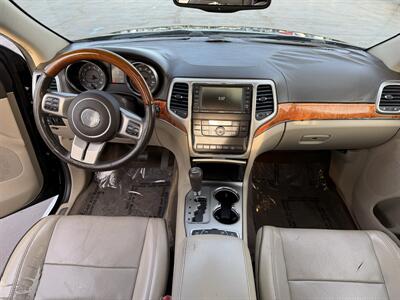 2011 Jeep Grand Cherokee Overland   - Photo 14 - Cahokia, IL 62206