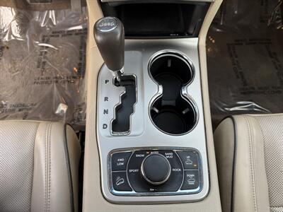 2011 Jeep Grand Cherokee Overland   - Photo 17 - Cahokia, IL 62206