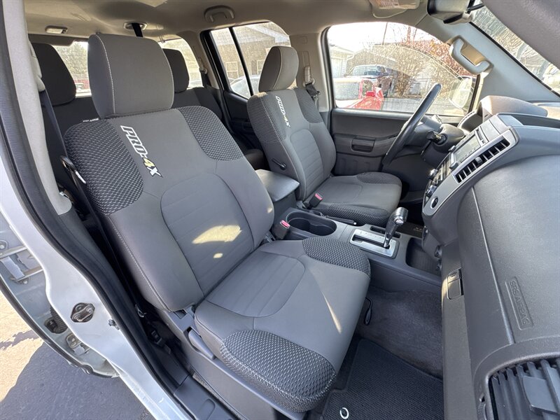 2015 Nissan Xterra PRO-4X - Photo 21 - Millstadt, IL 62260