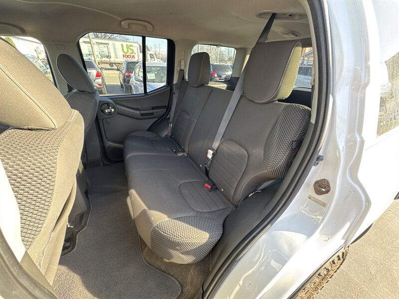 2015 Nissan Xterra PRO-4X - Photo 23 - Millstadt, IL 62260