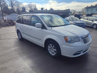2011 Chrysler Town & Country Touring   - Photo 3 - Freeburg, IL 62243