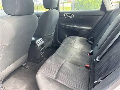 2019 Nissan Sentra S   - Photo 9 - Fairview Heights, IL 62208