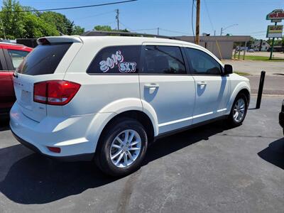 2016 Dodge Journey SXT   - Photo 5 - Belleville, IL 62226