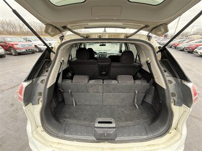 2014 Nissan Rogue S   - Photo 11 - Cahokia, IL 62206