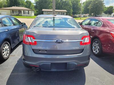 2011 Ford Taurus Limited   - Photo 4 - Belleville, IL 62226