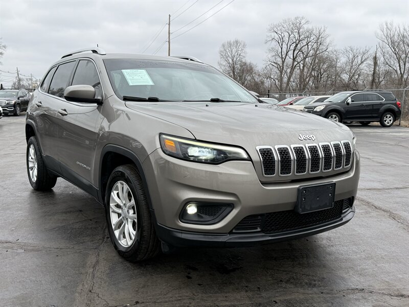 2019 Jeep Cherokee Latitude - Photo 3 - Cahokia, IL 62206