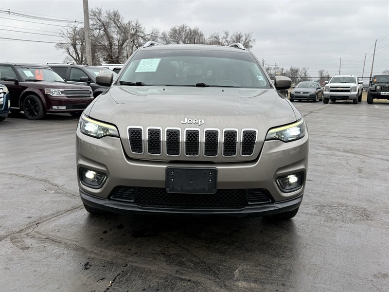 2019 Jeep Cherokee Latitude - Photo 2 - Cahokia, IL 62206