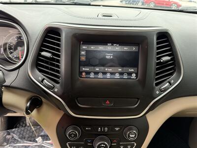 2019 Jeep Cherokee Latitude - Photo 14 - Cahokia, IL 62206