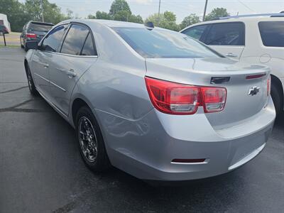 2013 Chevrolet Malibu LS   - Photo 5 - Belleville, IL 62223