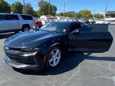 2017 Chevrolet Camaro LT   - Photo 3 - Belleville, IL 62226