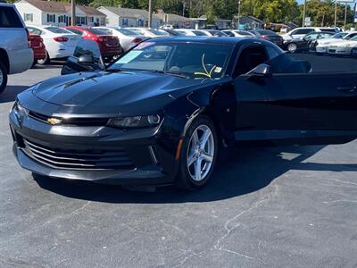 2017 Chevrolet Camaro LT   - Photo 8 - Belleville, IL 62226
