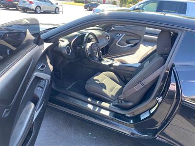 2017 Chevrolet Camaro LT   - Photo 6 - Belleville, IL 62226