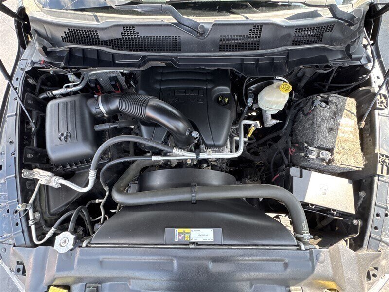 2015 RAM 1500 4x4 Express - Photo 24 - Millstadt, IL 62260