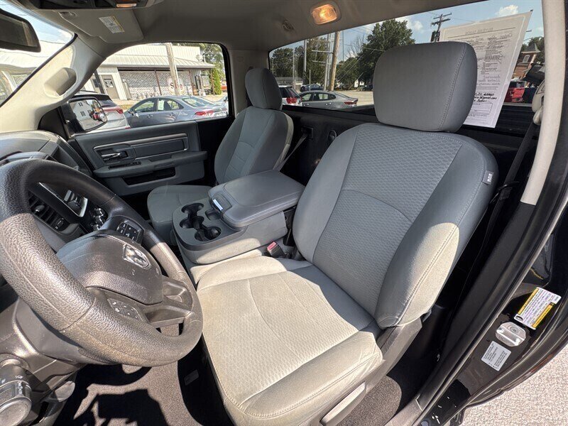 2015 RAM 1500 4x4 Express - Photo 12 - Millstadt, IL 62260