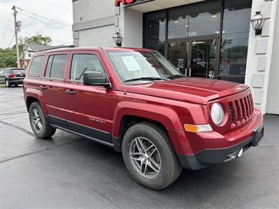 2012 Jeep Patriot Sport   - Photo 2 - Fairview Heights, IL 62208