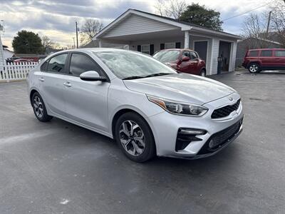 2021 Kia Forte LXS - Photo 2 - Millstadt, IL 62260