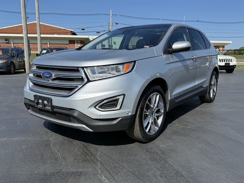 2015 Ford Edge Titanium   - Photo 1 - Cahokia, IL 62206