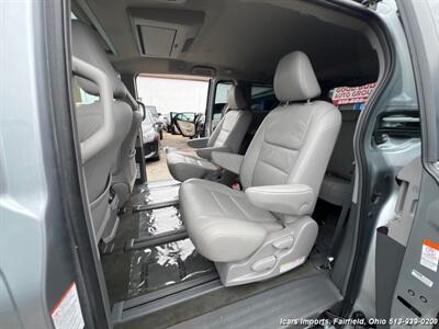 2017 Toyota Sienna AWD XLE Premium 7-Passenger 4DR MINI- VAN   - Photo 26 - Fairfield, OH 45014