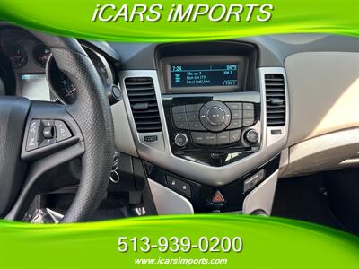 2014 Chevrolet Cruze LS Auto   - Photo 38 - Fairfield, OH 45014