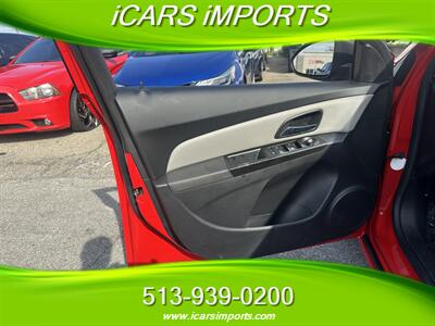 2014 Chevrolet Cruze LS Auto   - Photo 13 - Fairfield, OH 45014