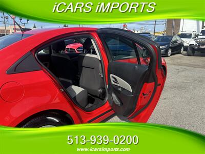 2014 Chevrolet Cruze LS Auto   - Photo 25 - Fairfield, OH 45014