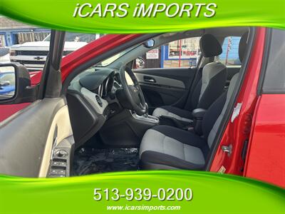 2014 Chevrolet Cruze LS Auto   - Photo 15 - Fairfield, OH 45014