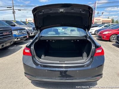 2017 Chevrolet Malibu LT  w/ BackUp Cam - Photo 17 - Fairfield, OH 45014