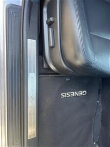 2013 Hyundai Genesis 3.8L V6   - Photo 38 - Fairfield, OH 45014