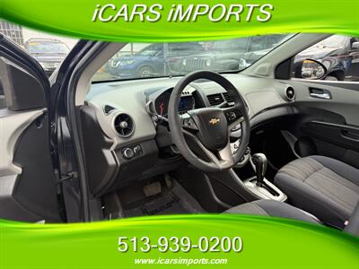 2013 Chevrolet Sonic LT Auto   - Photo 12 - Fairfield, OH 45014