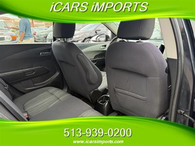 2013 Chevrolet Sonic LT Auto   - Photo 24 - Fairfield, OH 45014
