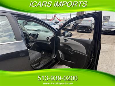 2013 Chevrolet Sonic LT Auto   - Photo 27 - Fairfield, OH 45014
