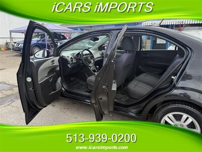 2013 Chevrolet Sonic LT Auto   - Photo 9 - Fairfield, OH 45014