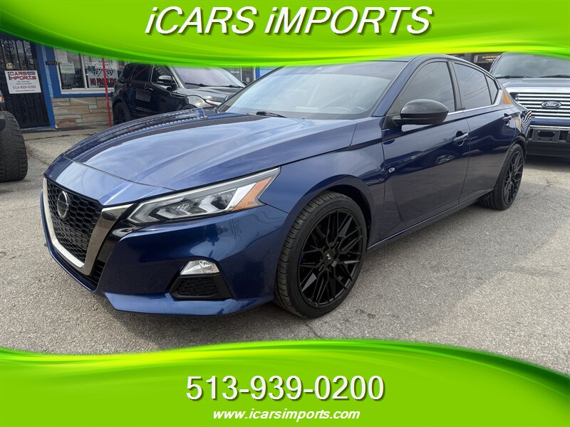 2020 Nissan Altima 2.5 SR  w/ BackUp Cam