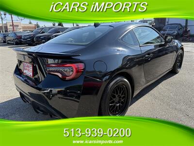 2017 Toyota 86 w/ BackUp Cam - Photo 6 - Fairfield, OH 45014